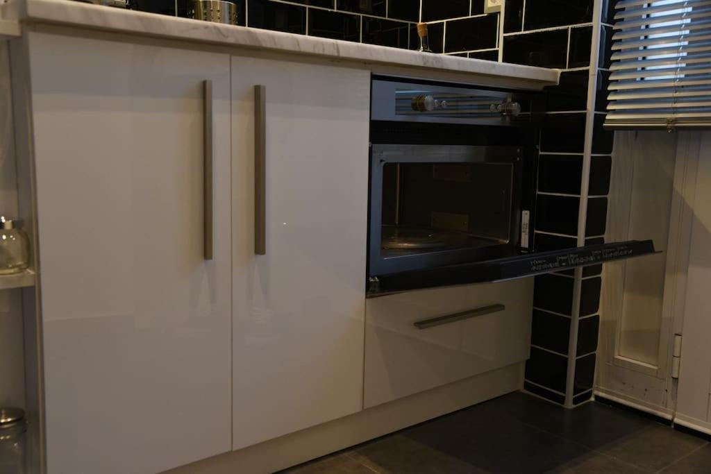 Syntagma Square, 30Sqm Nikis Luxurious Studio Atenas Exterior foto