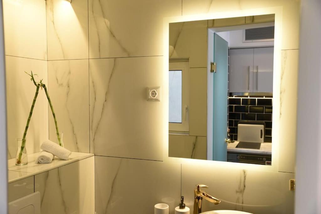 Syntagma Square, 30Sqm Nikis Luxurious Studio Atenas Exterior foto