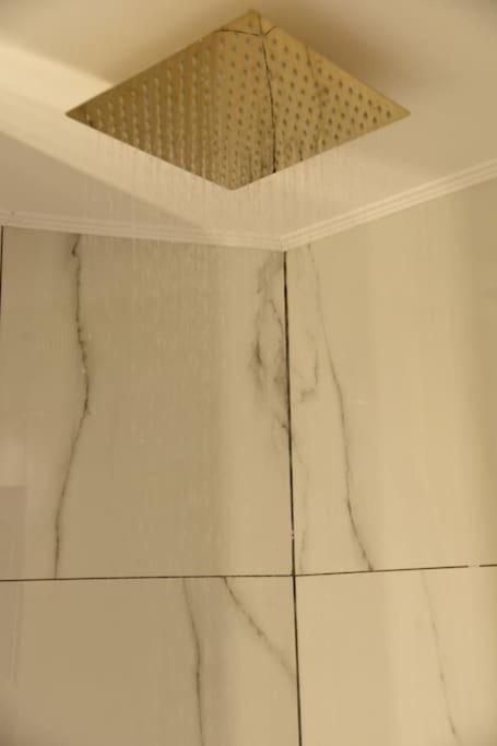 Syntagma Square, 30Sqm Nikis Luxurious Studio Atenas Exterior foto